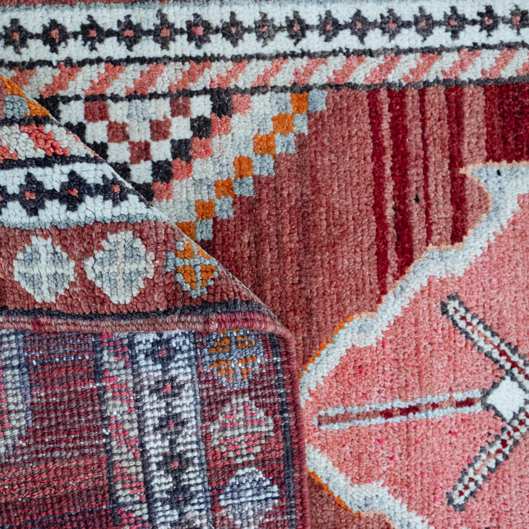 11215 Handwoven Vintage Rug 3x13’3