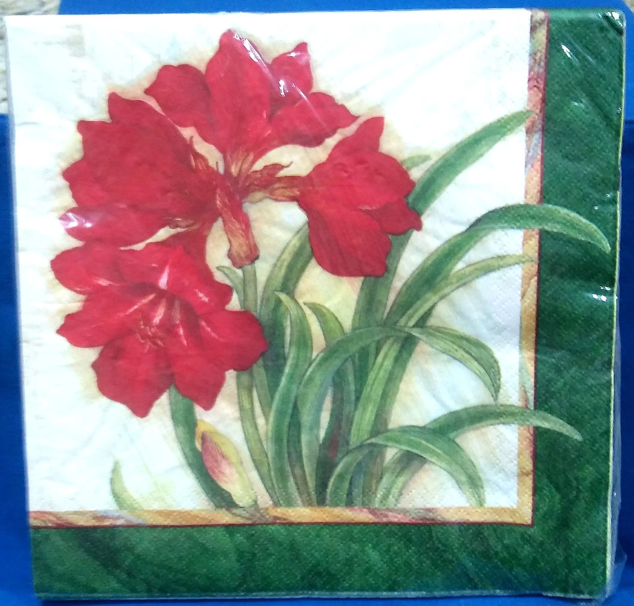 AMARYLLIS DINNER PAPER NAPKINS