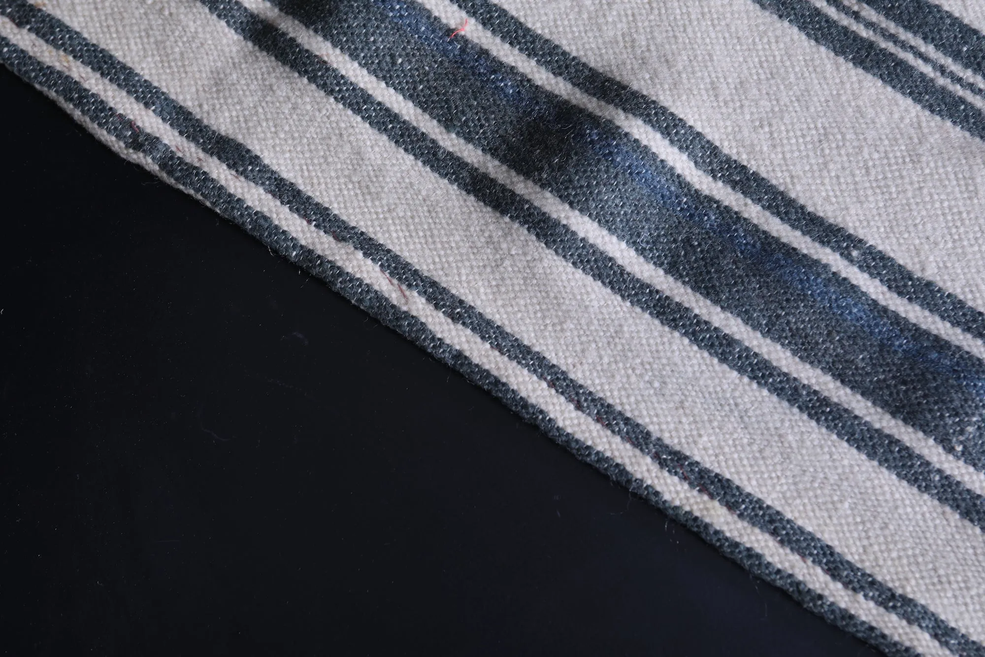 Authentic Vintage Berber Moroccan Handwoven Kilim – 6.6 FT x 11.6 FT