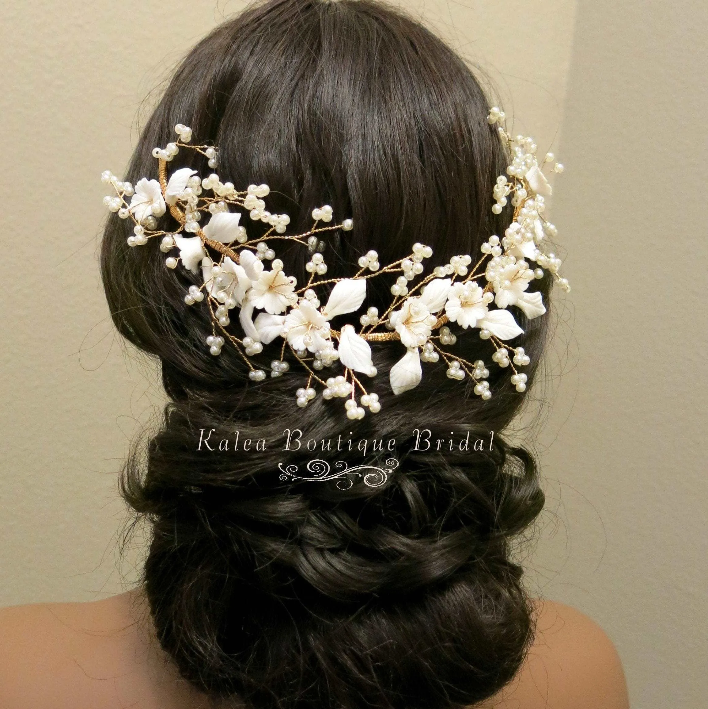 Big Bridal Floral Tiara, Wedding Clay Flower Headband, Ceramic Flower Hairpiece, Gold Wire Hair Wreath, Bridal Flower Branch Pearl Hairpiece