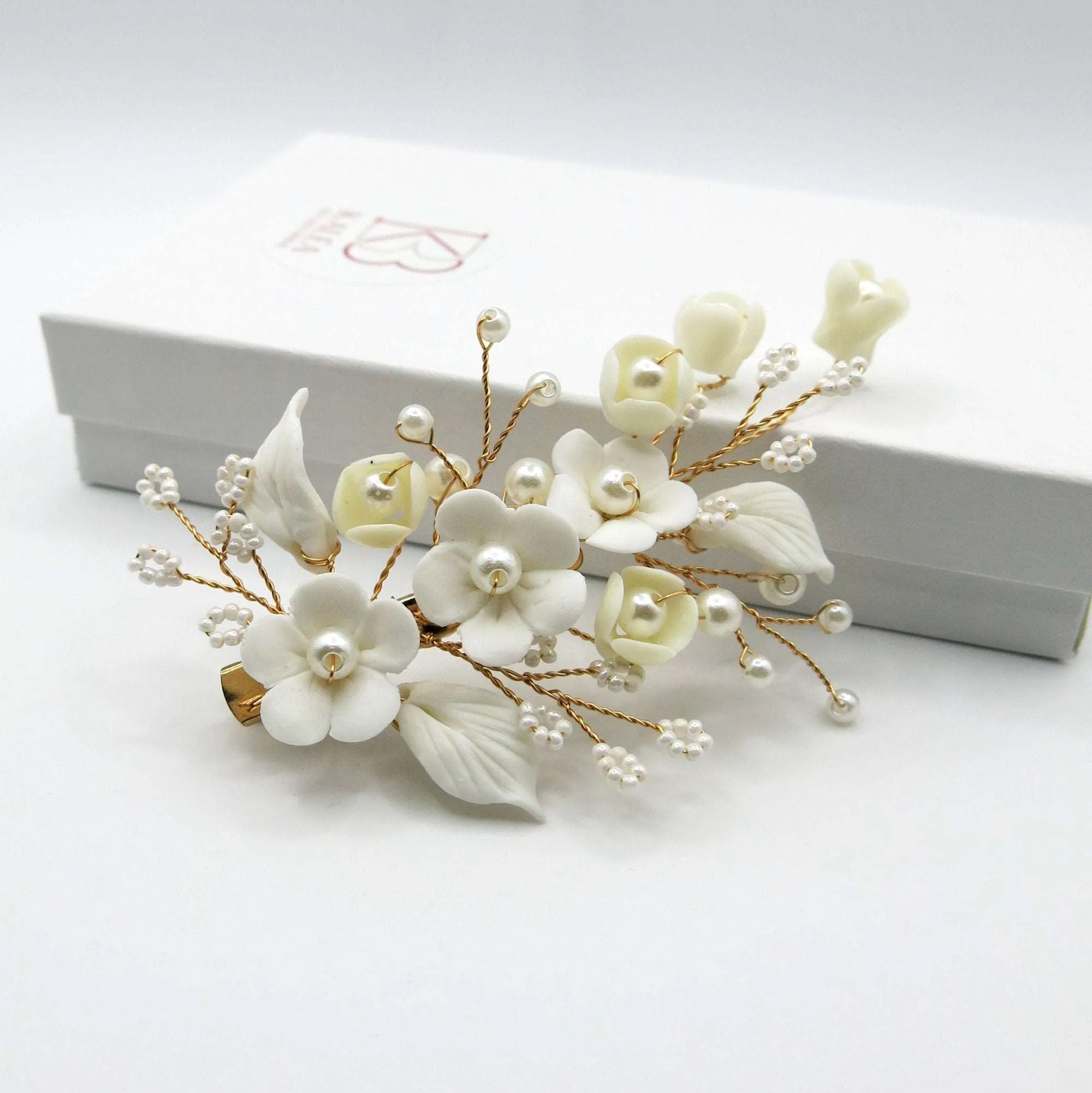 Big Bridal Floral Tiara, Wedding Clay Flower Headband, Ceramic Flower Hairpiece, Gold Wire Hair Wreath, Bridal Flower Branch Pearl Hairpiece