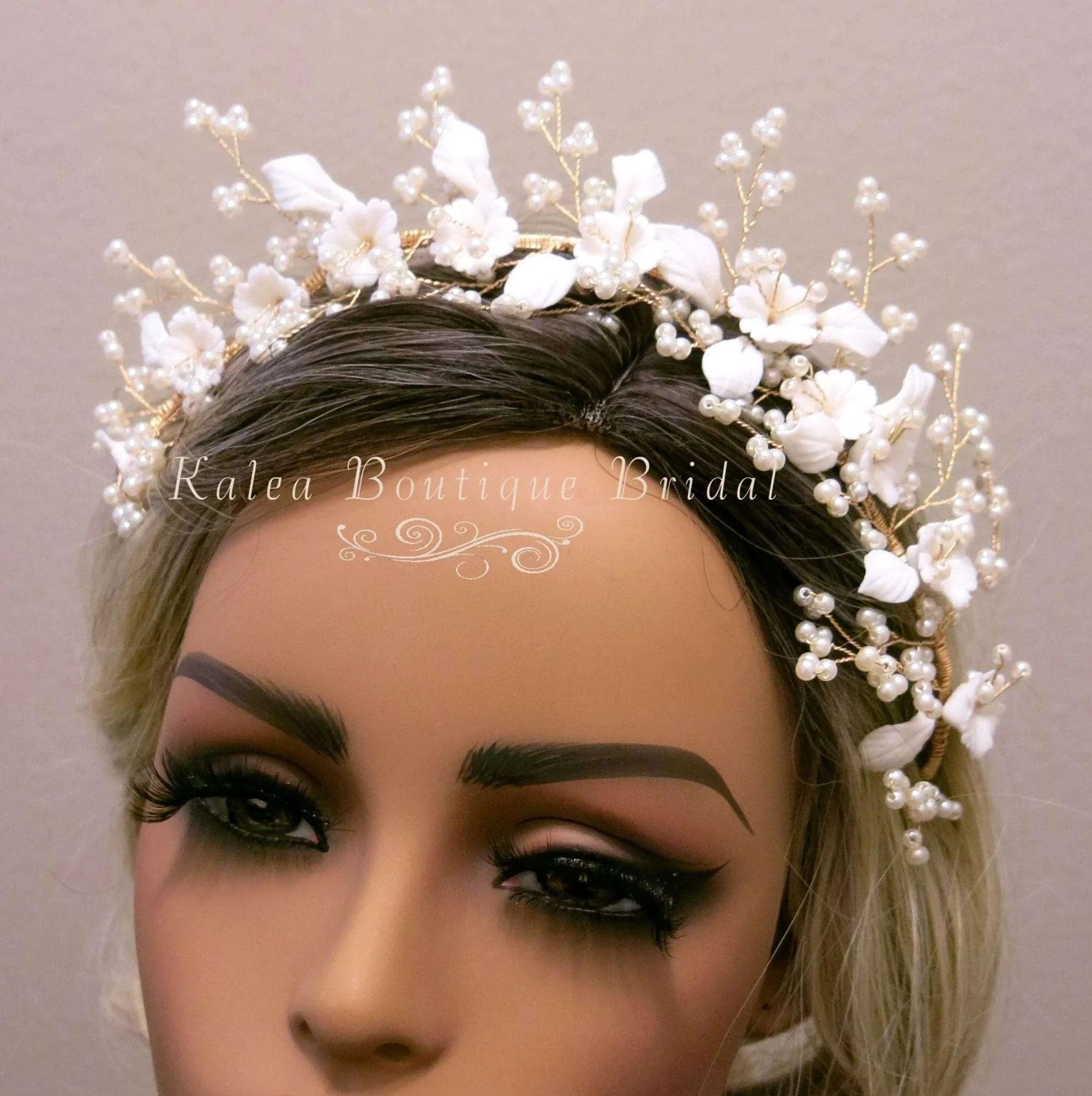 Big Bridal Floral Tiara, Wedding Clay Flower Headband, Ceramic Flower Hairpiece, Gold Wire Hair Wreath, Bridal Flower Branch Pearl Hairpiece