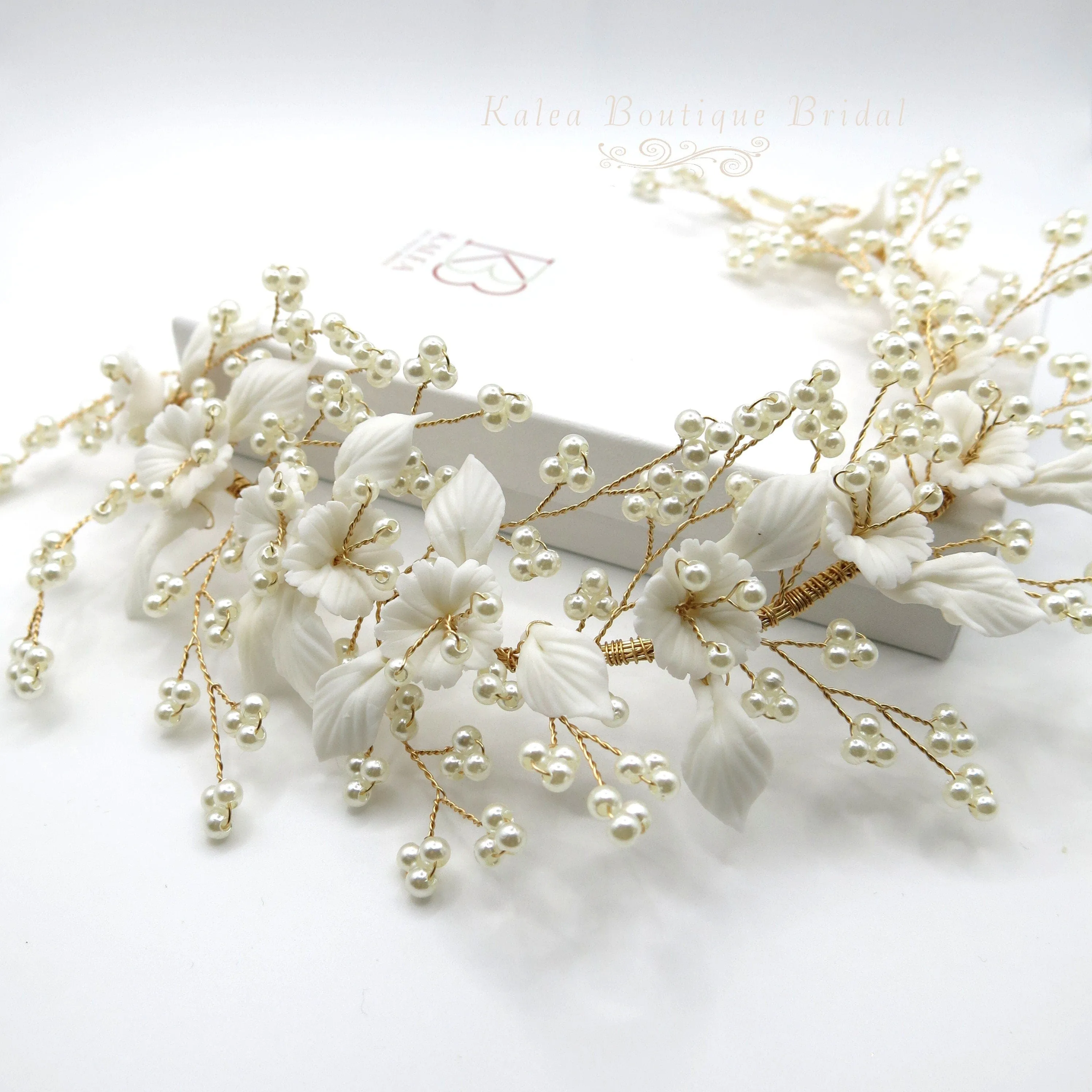 Big Bridal Floral Tiara, Wedding Clay Flower Headband, Ceramic Flower Hairpiece, Gold Wire Hair Wreath, Bridal Flower Branch Pearl Hairpiece