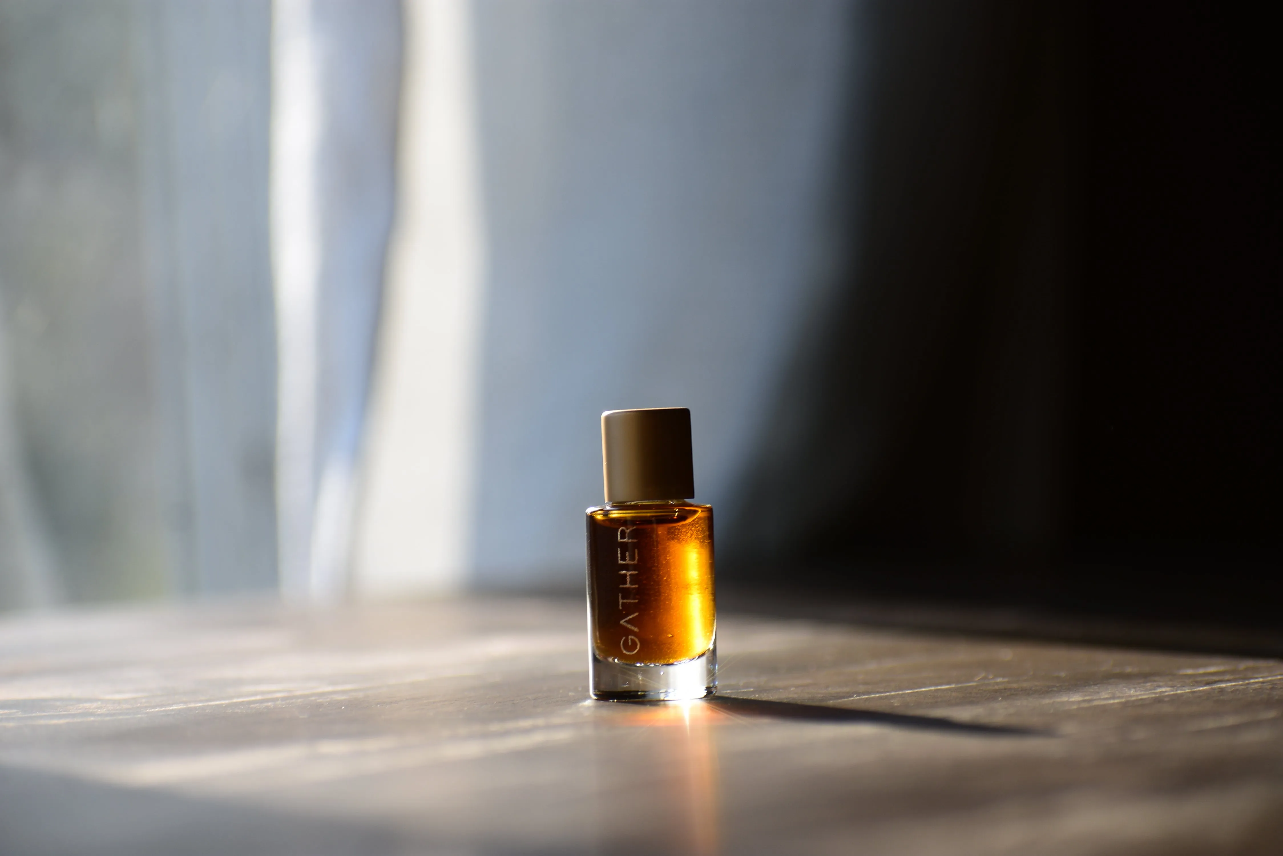 BOTANY'S DAUGHTER - Natural Botanical Perfume - The Plant Lovers' Fragrance
