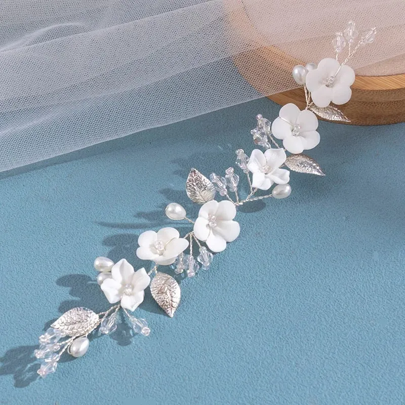Bridal Off White Epoxy Flower Hair Vine, Wedding Flower Wire Headband, Silver Wire Head Wreath Hairpiece