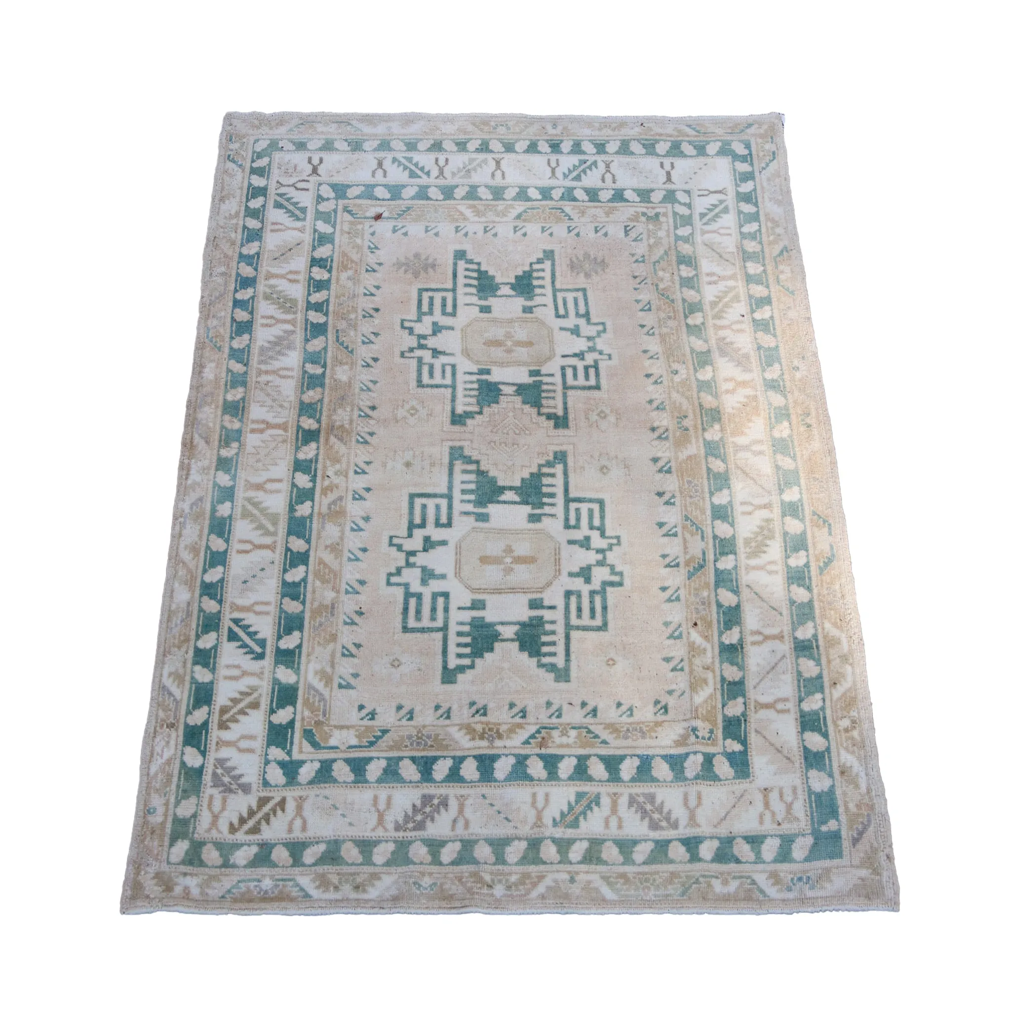 ER07 Handwoven Vintage Rug 4'7x6'7