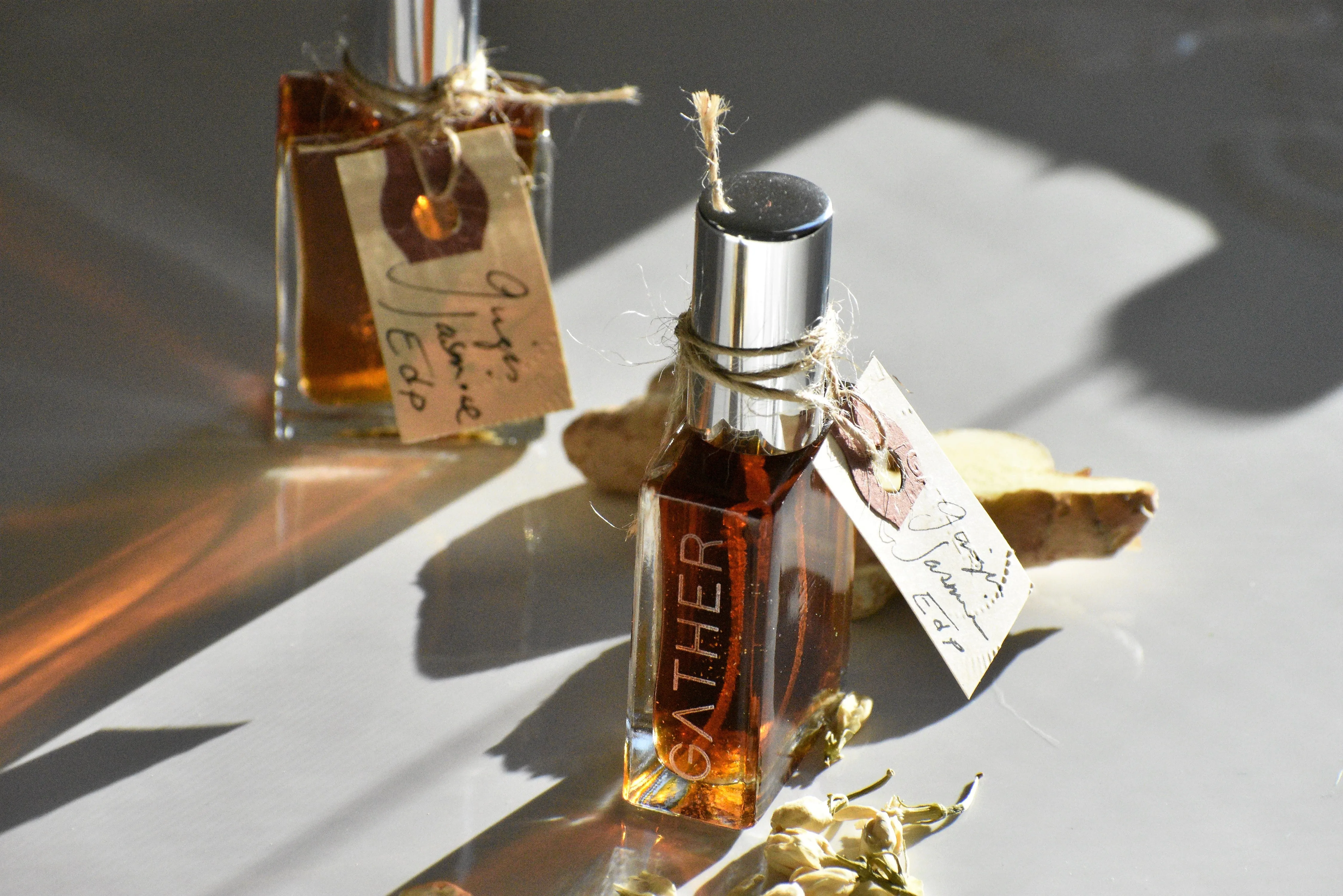 GINGER JASMINE - Natural Botanical Perfume - Spiced Floral