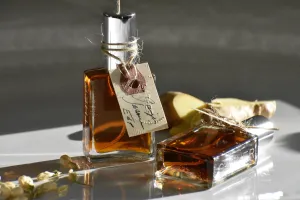 GINGER JASMINE - Natural Botanical Perfume - Spiced Floral