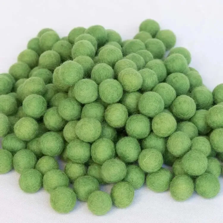 Green 1.5 cm Felt Balls – Perfect for Crafting and DIY Projects - 350 pcs