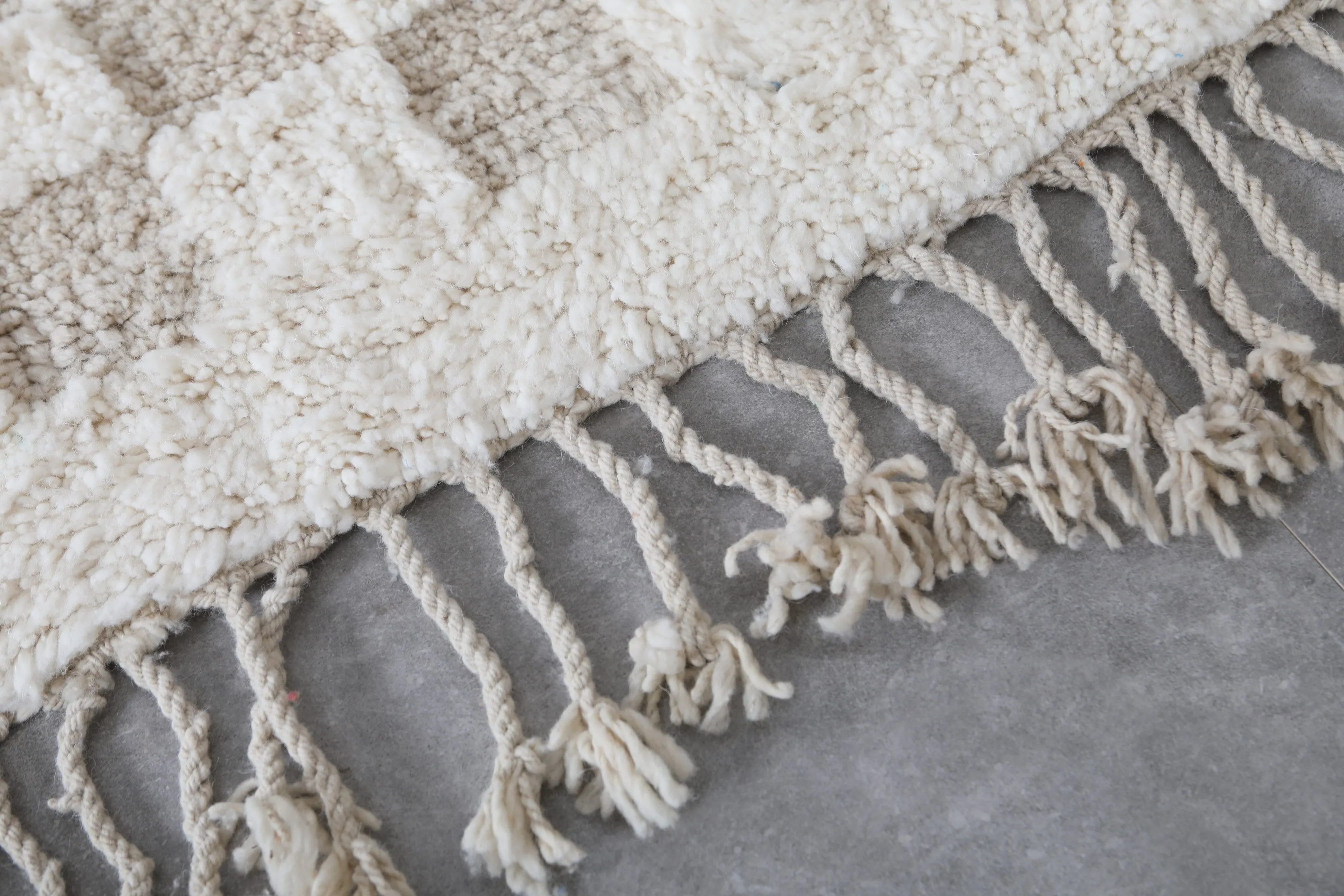 Handmade Beniourain rug - Custom Berber rug - Wool rug
