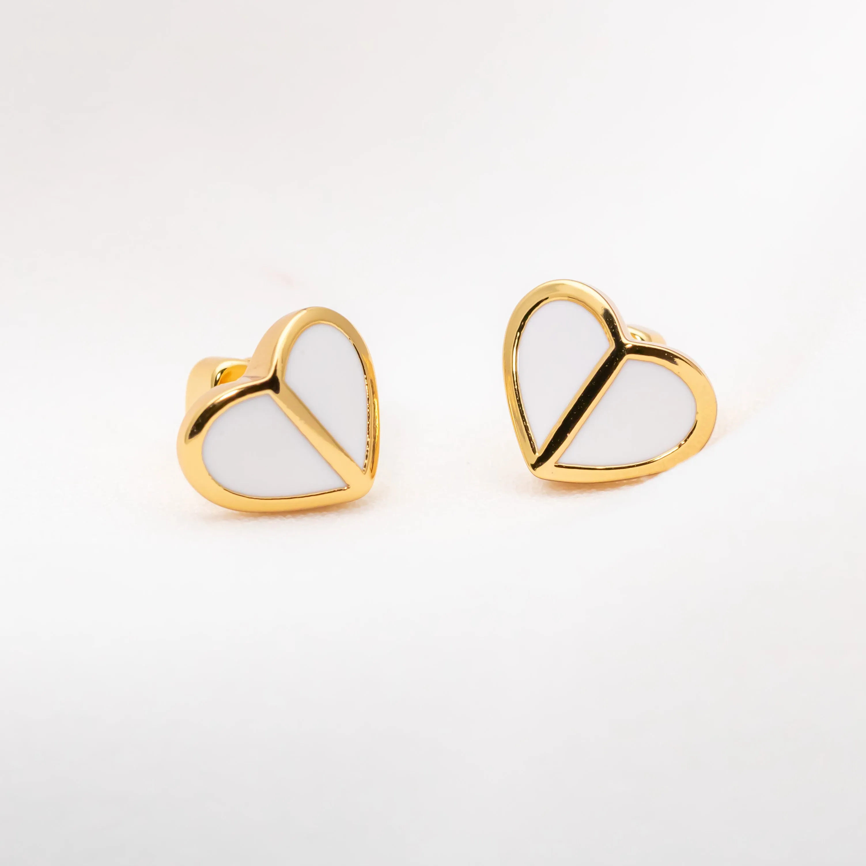 Heritage Spade Earrings (White)