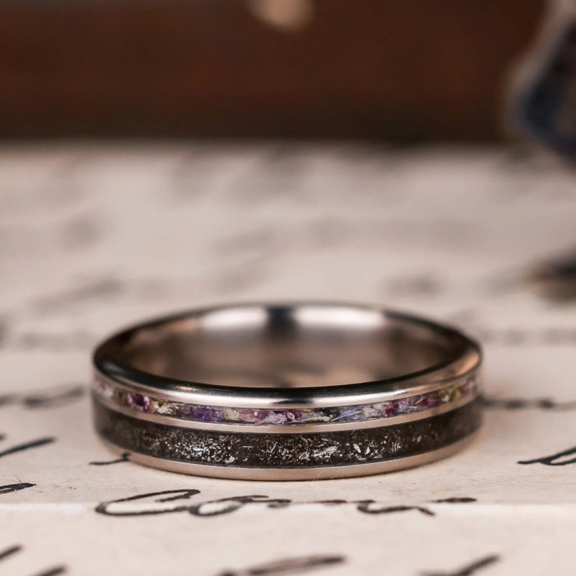 (In-Stock) Custom Men's Titanium Wedding Band with Meteorite Dust & Flower Inlays - Size 8.5 | 5mm Wide