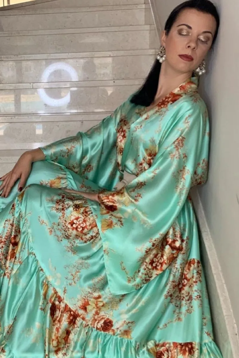 Light Blue and Red Flowers Kimono