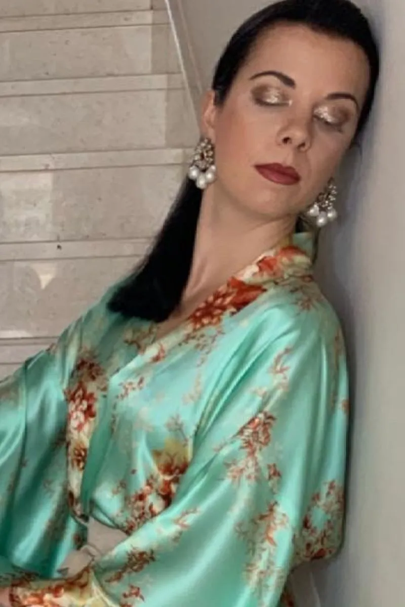 Light Blue and Red Flowers Kimono