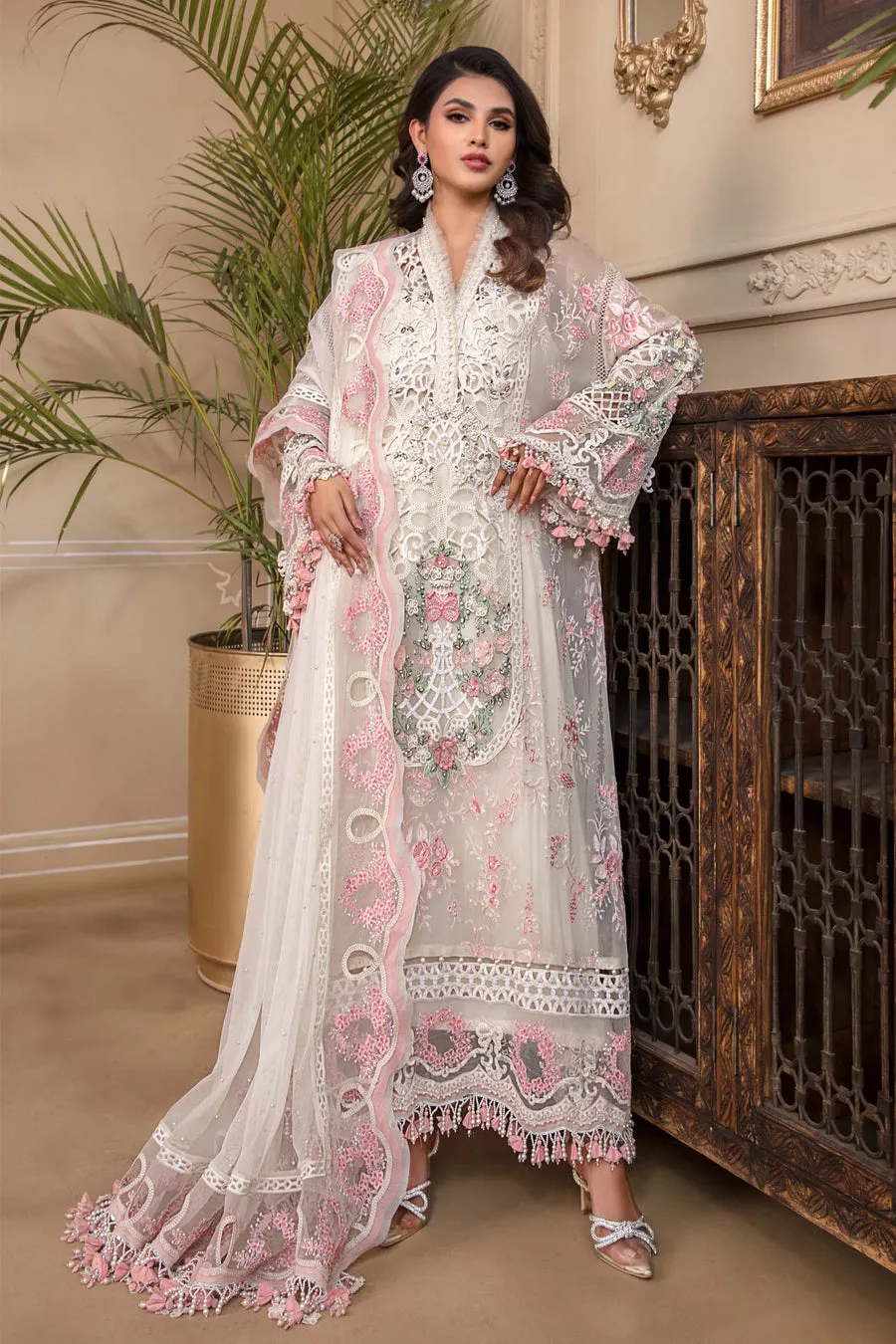 Maria B Wedding 2023 Heritage Collection | Off White BD-2604