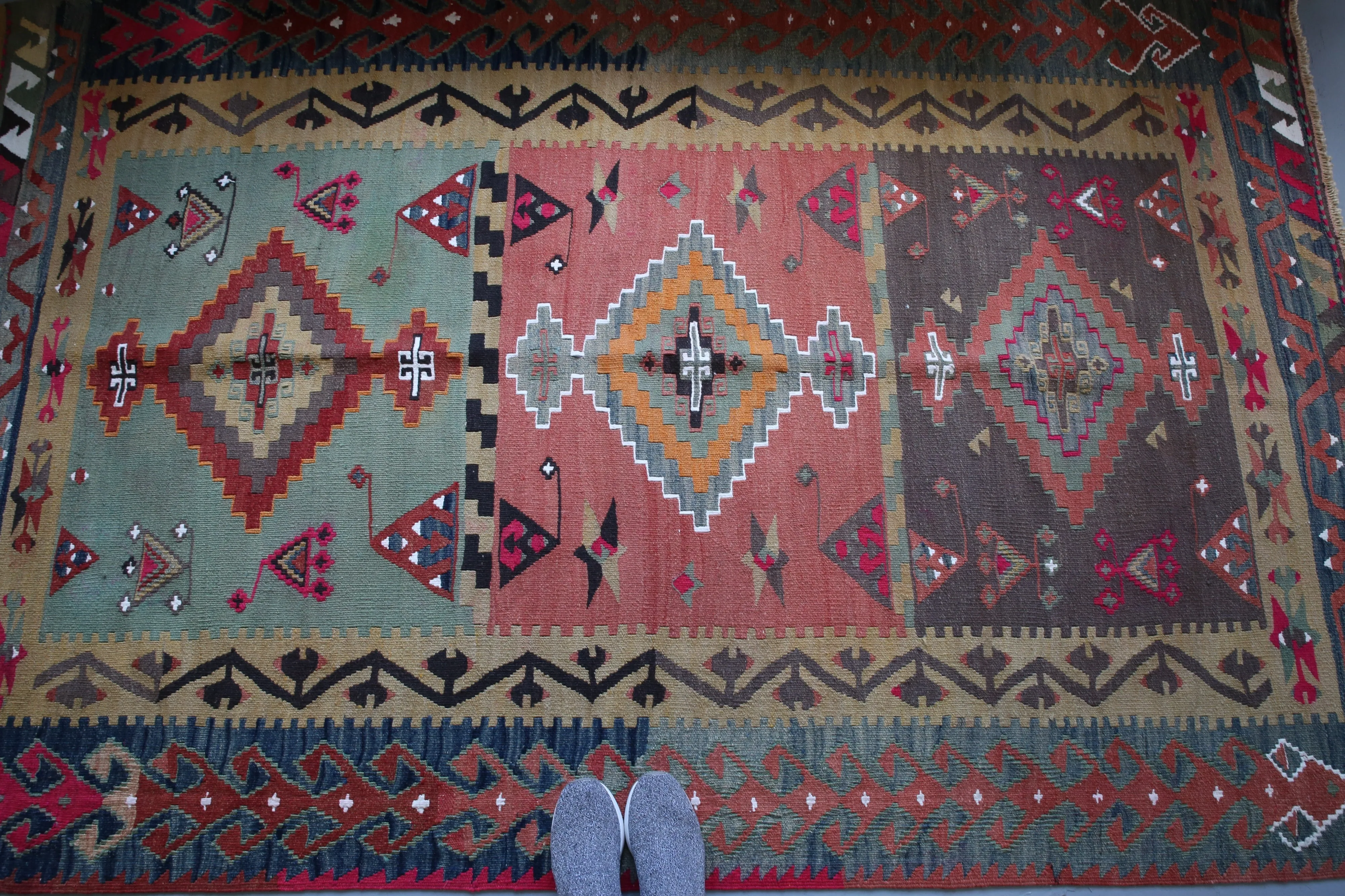Old Corum Alacali Kilim 5ftx7ft