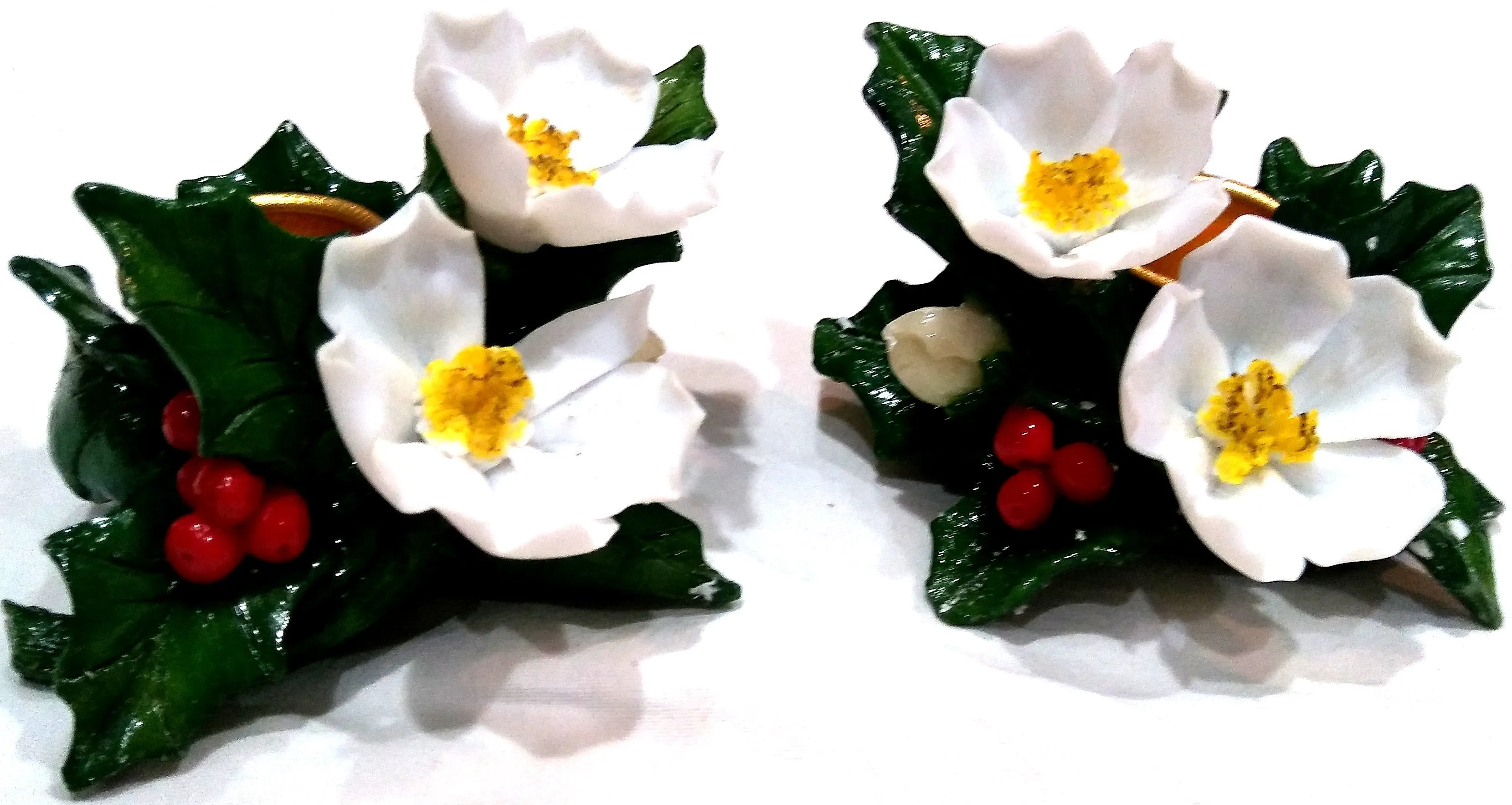 PAIR OF CHRISTMAS ROSE CANDLE HOLDER
