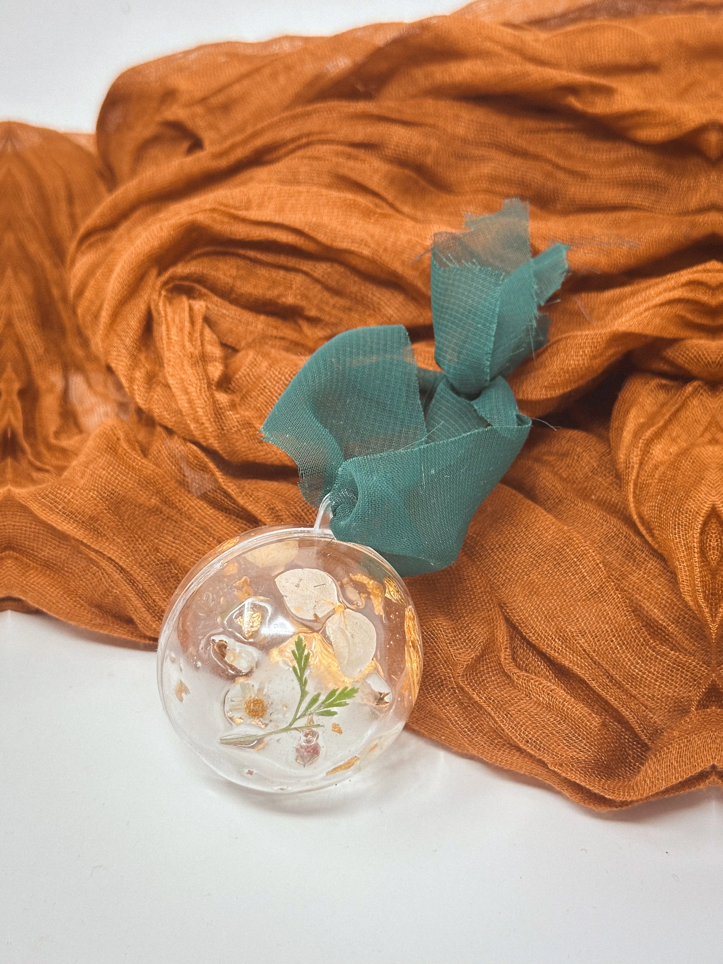 Pressed flower resin ball ornament