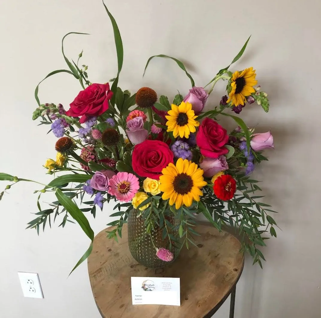 The Showstopper Seasonal Arrangement
