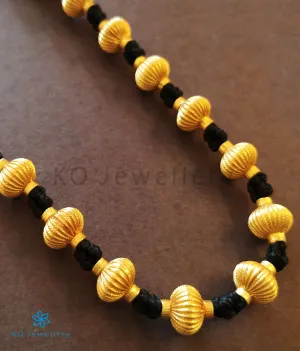 The Vaishnavi Jomale Silver Necklace (Black)