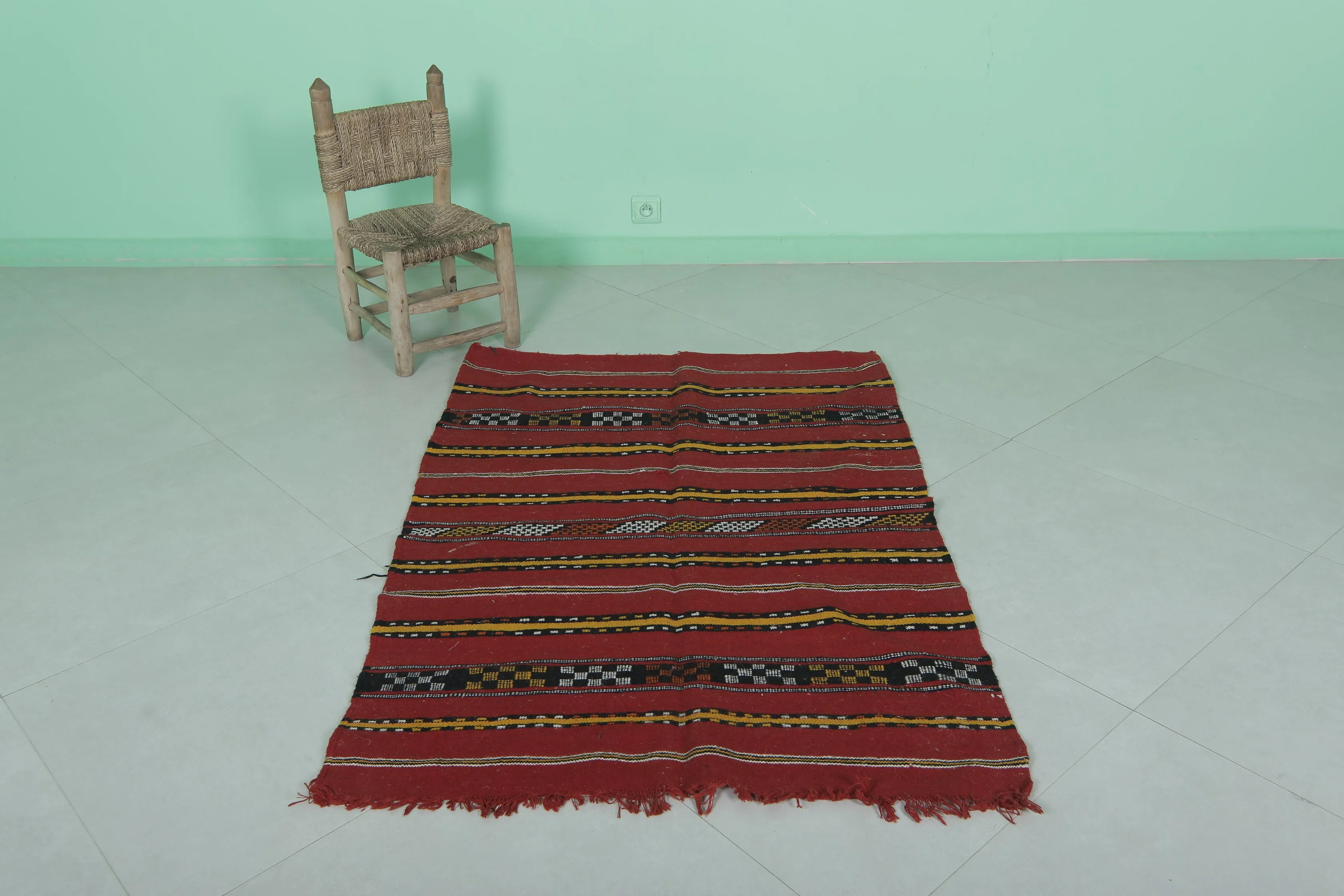 Traditional Moroccan Rug 3.2 x 4.7 FT - Handwoven Striped Design