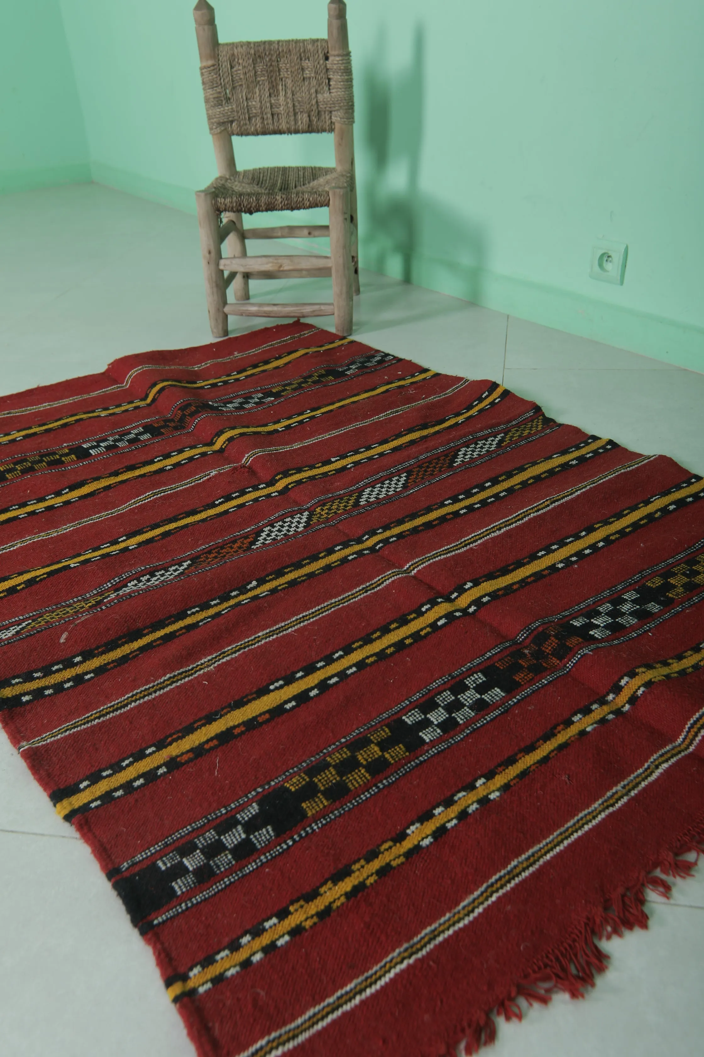 Traditional Moroccan Rug 3.2 x 4.7 FT - Handwoven Striped Design