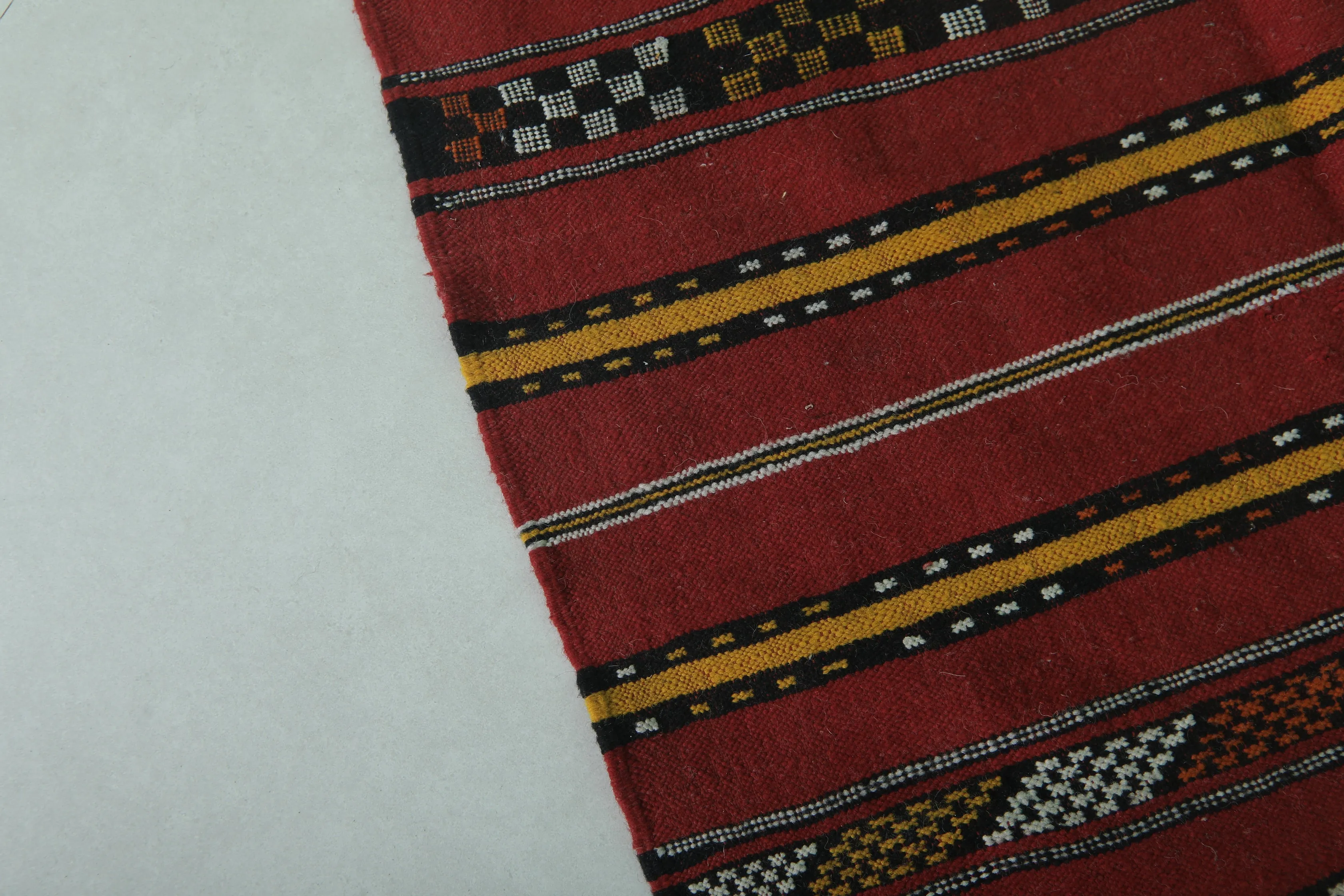Traditional Moroccan Rug 3.2 x 4.7 FT - Handwoven Striped Design