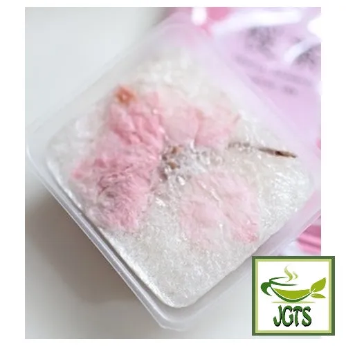 Ujien Sakura Tea (Seasonal)