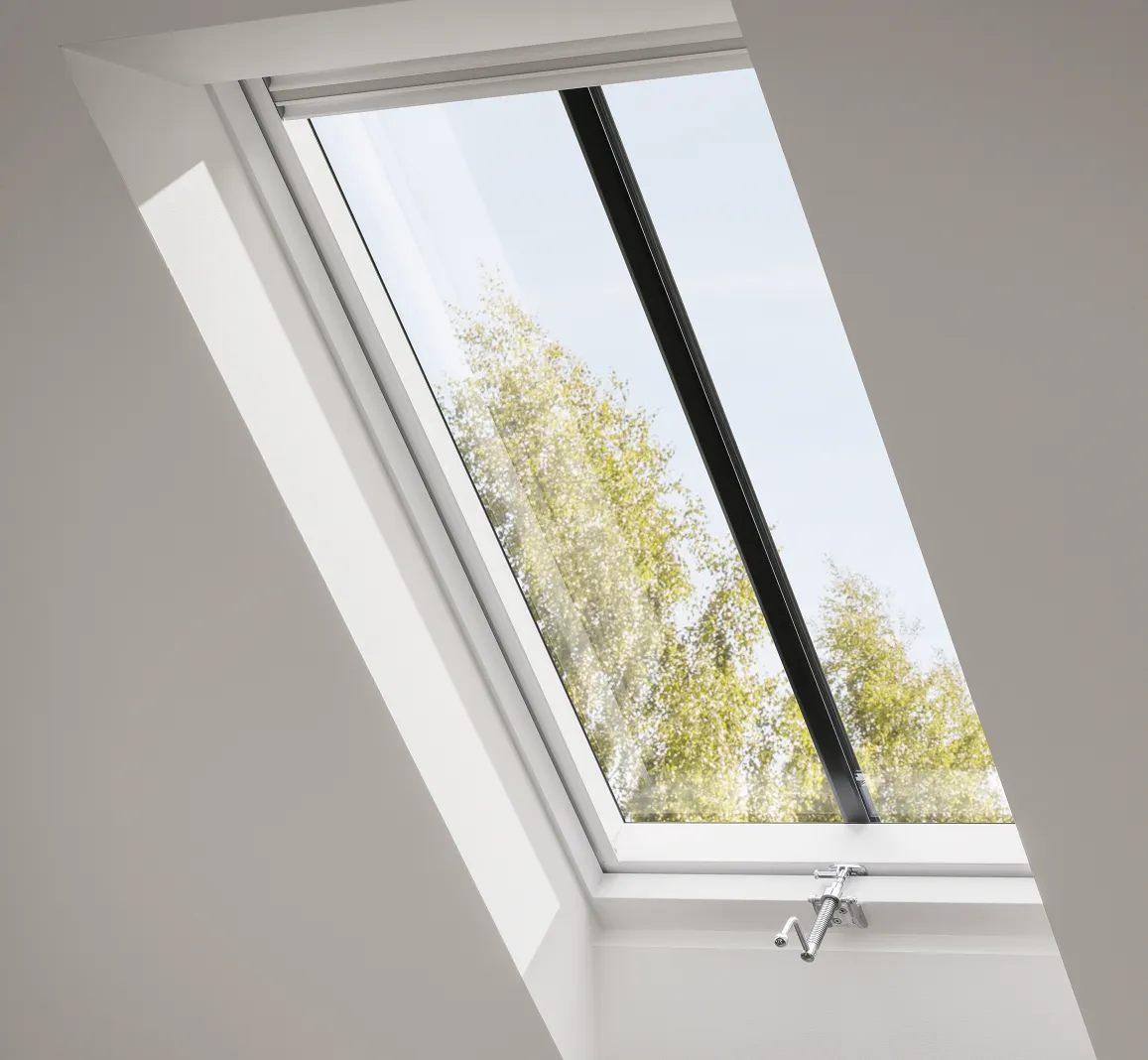 VELUX GCL FC08 2501H Heritage Conservation Roof Window (66 x 140 cm)
