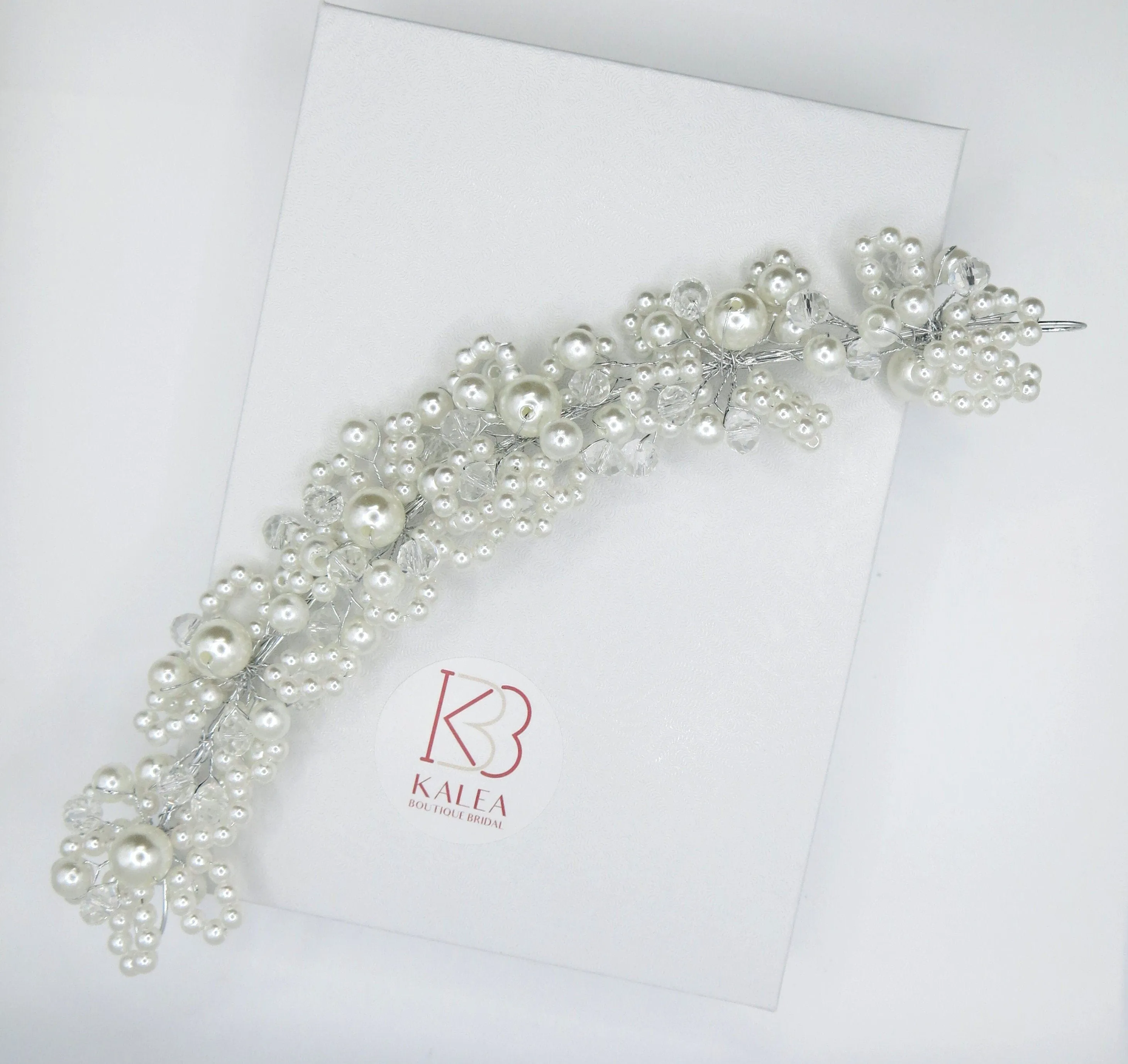 White Pearl Bridal Wire Tiara, Wedding Pearl Headband, Bridal Shower Pearl Head Wreath, Pearl Hair Vine